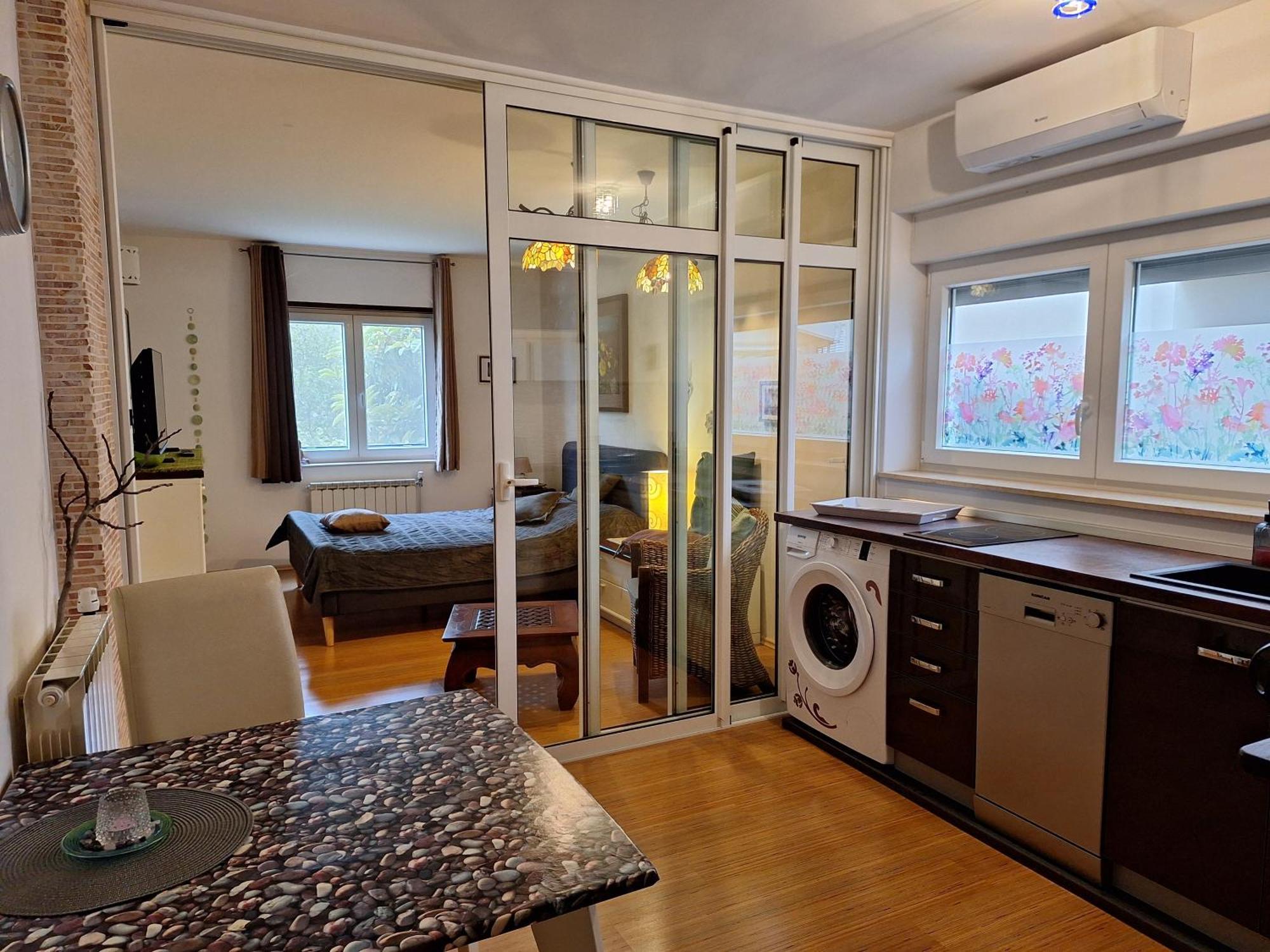 Pakua Apartments & Penthouse 로비니 객실 사진